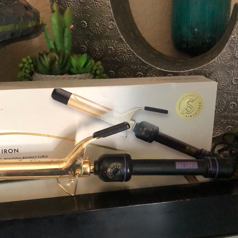 Hot tools, curling iron gently used